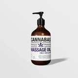 CBD Massageolie van Cannabas wordt zacht in de huid gemasseerd